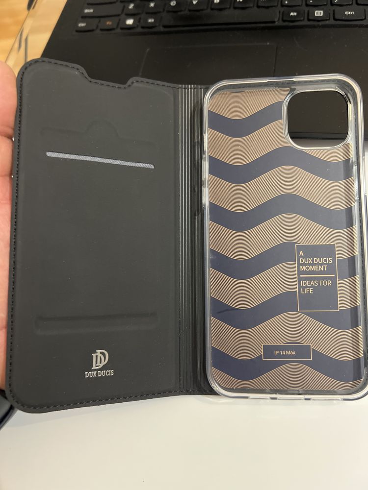 Etui zamykane iPhone 14 Plus DuxDucis