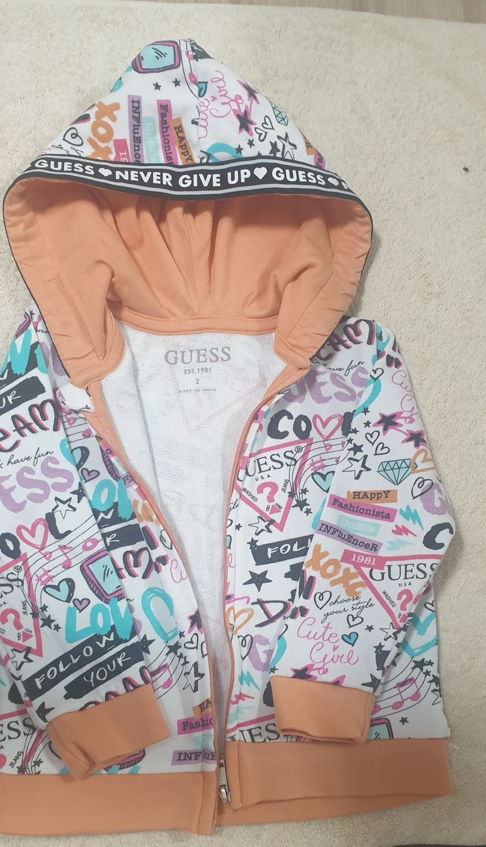 Sprzedam bluze guess