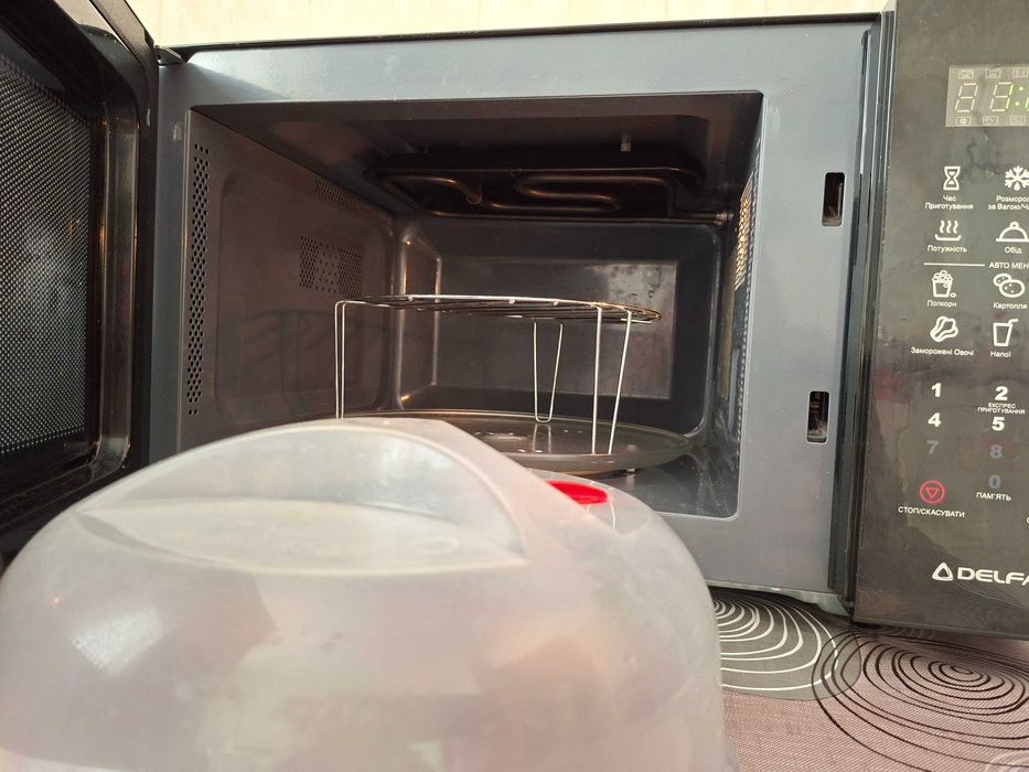 Мікрохвильова піч delfa з грилем