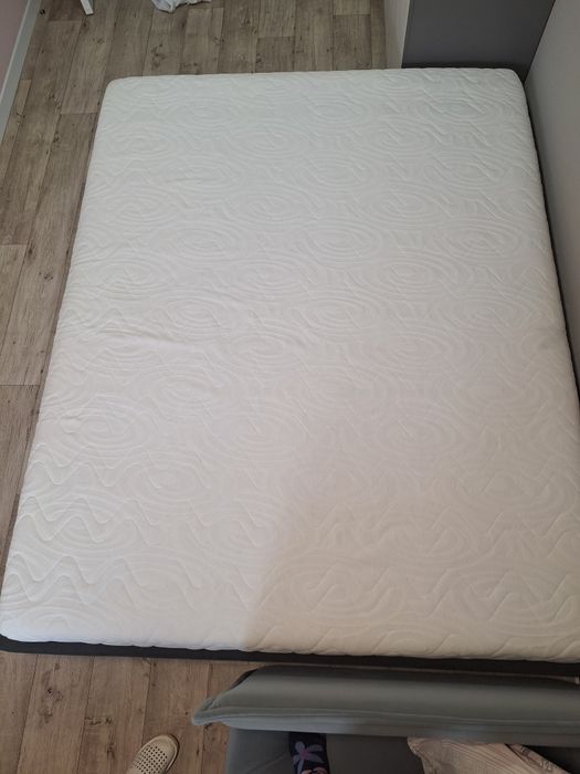 Продаю матрац  160×200