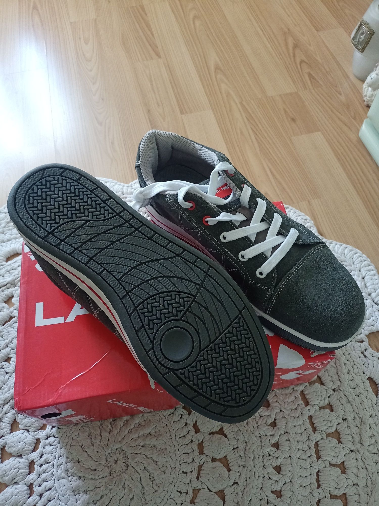 Nowe buty męskie r.44 wkł.wew.28,5 cm