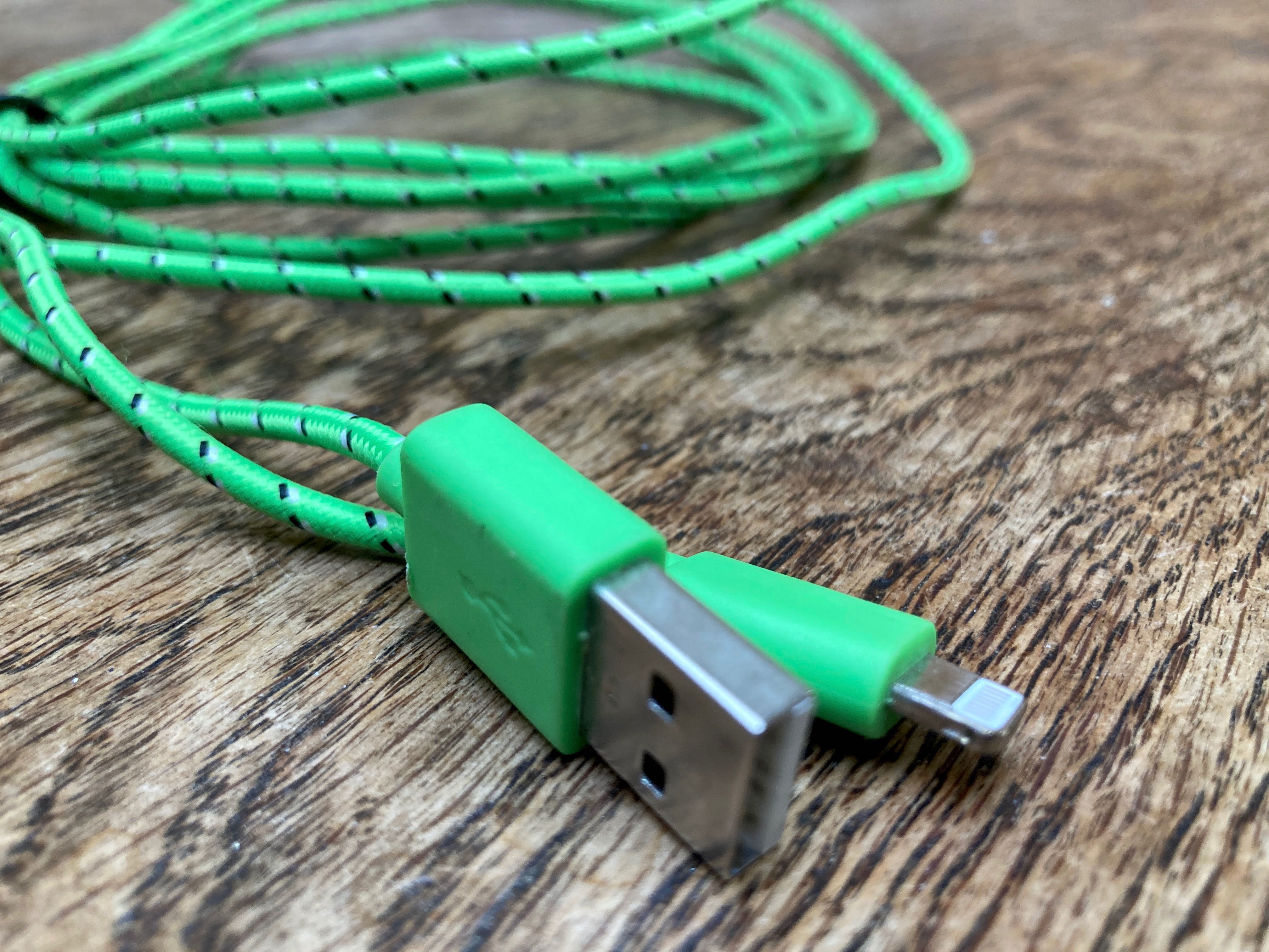 Kabel USB-A lightening - 3 metry, zielony w oplocie do oświetlenia LED