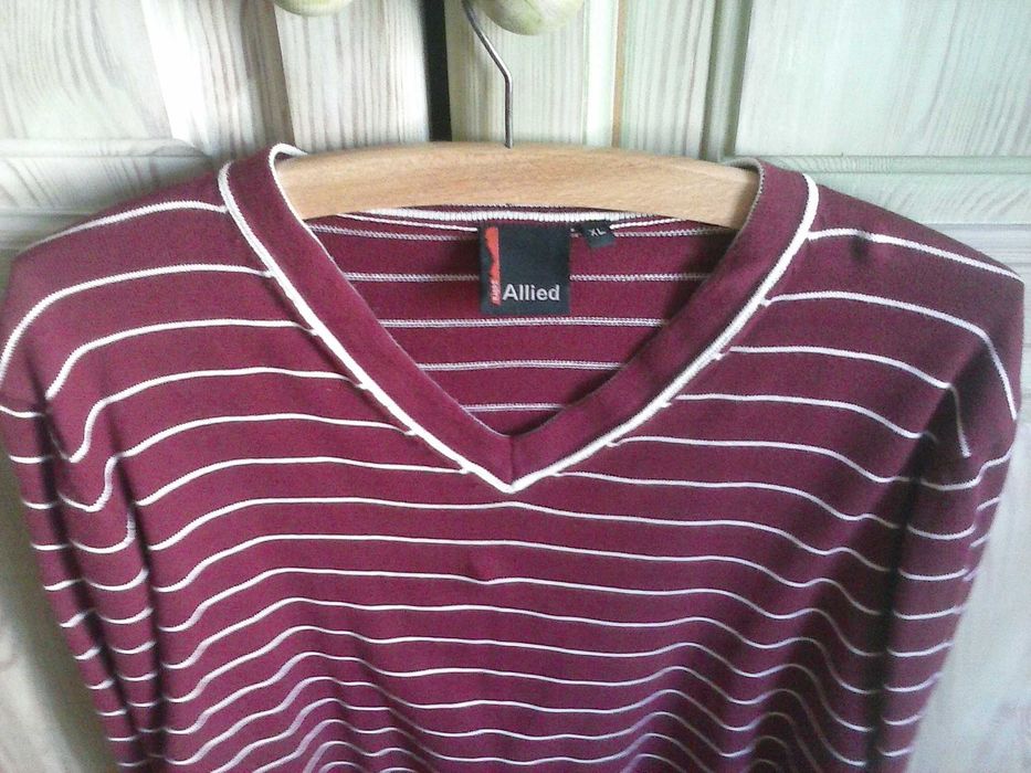 Męski sweter Allied  L