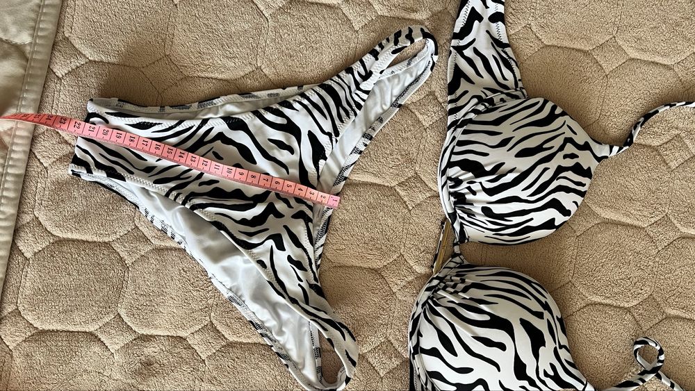 Купальник Victoria’s Secret 32b , S. Вікторія Сікрет 70Б, трусики С
