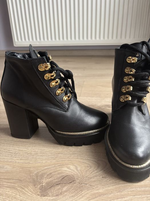 Осіннє взуття 35 розмір