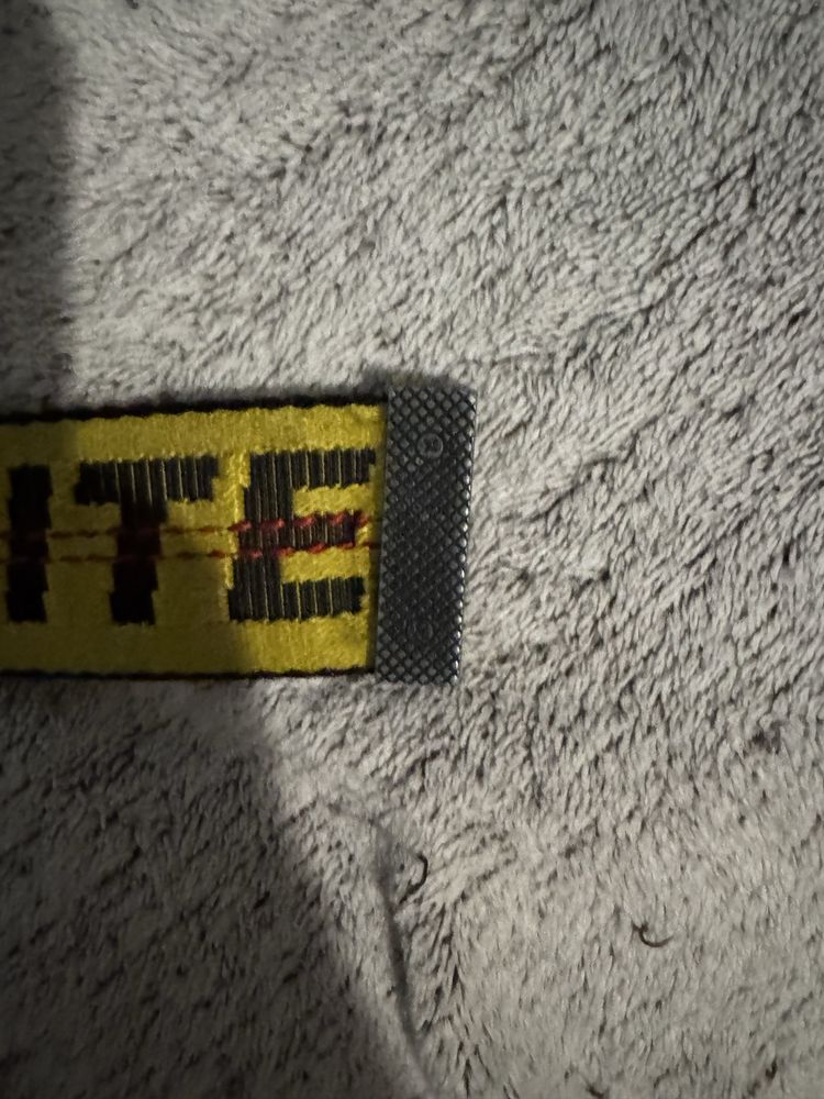 Pasek off white żółty 2m