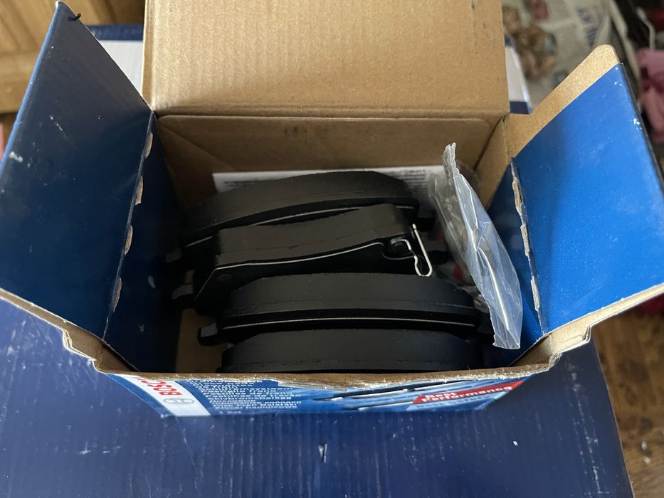 Гальмівні Колодки Bosch 0 986 494 57 передні Nissan Micra Note 11-