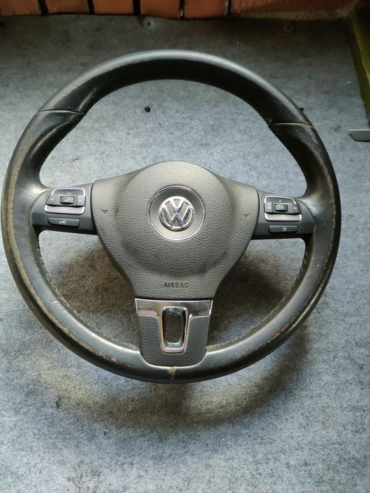 Кермо з кнопками Volkswagen  T5 Turan Passat