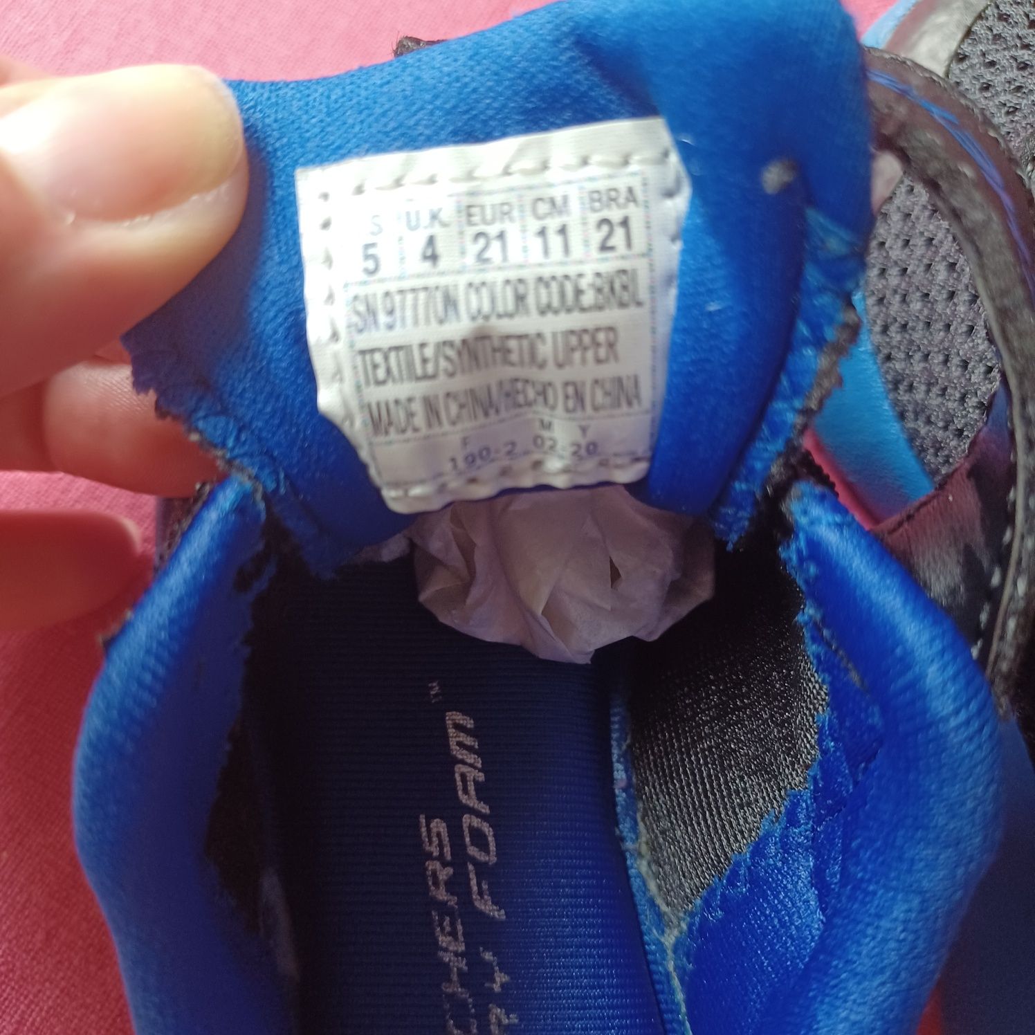 Adidasy firmy Skechers memory foam 21/11 cm
