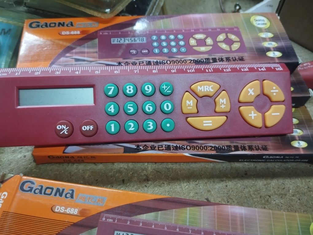 Réguas milimétricas com calculadora