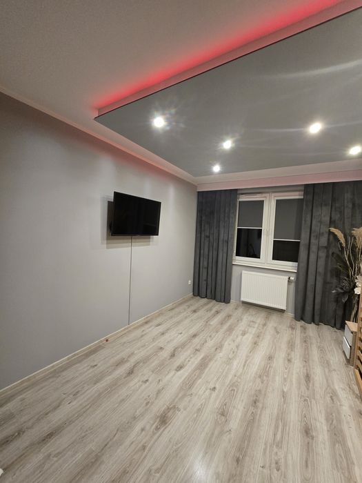 Mieszkanie 70m2 pierwsze piętro, trzy pokoje,niski czynsz, od zaraz