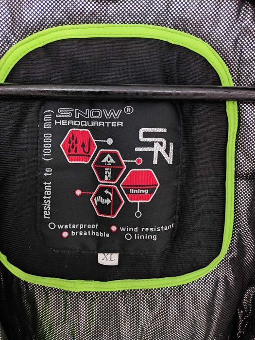 Лижна куртка жіноча