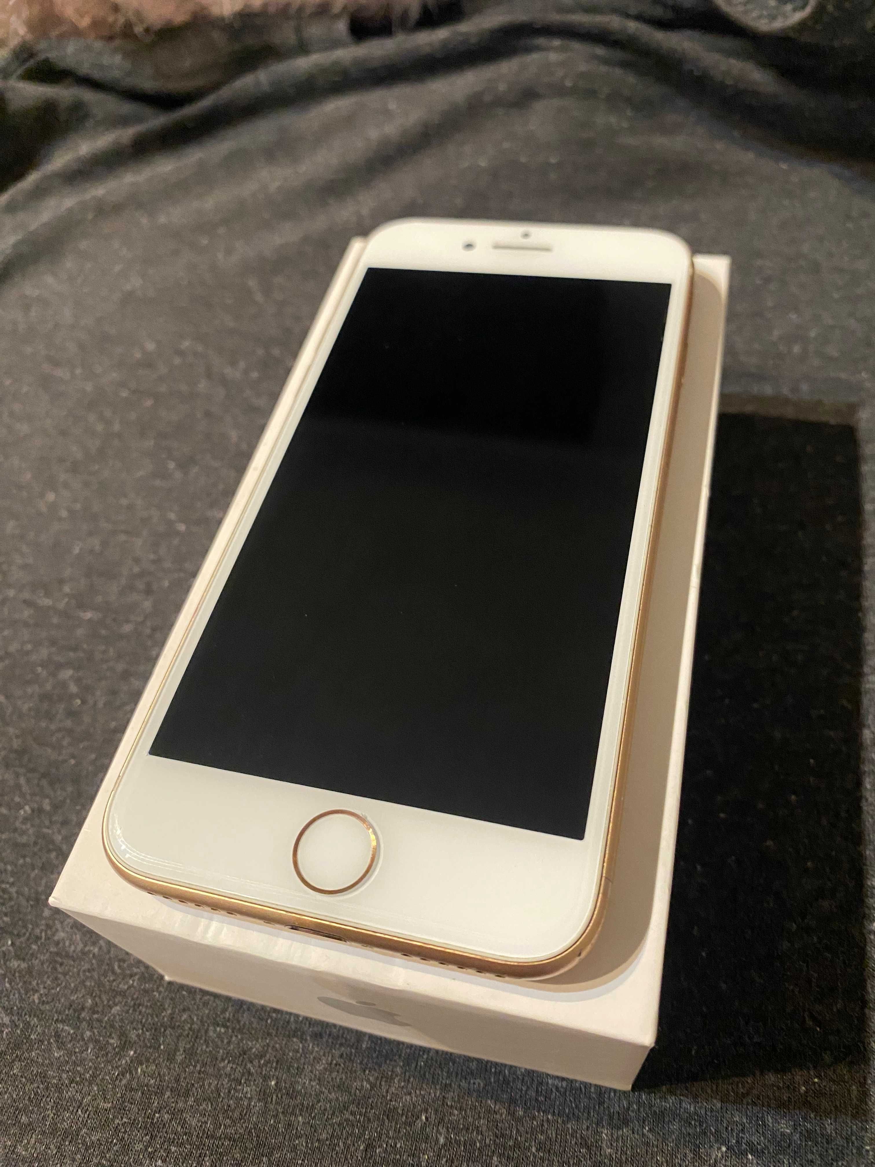 iPhone 8 64GB Złoty