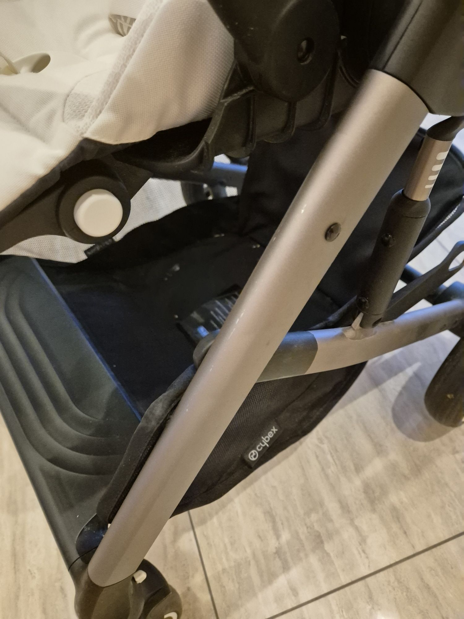 Wózek spacerowy Cybex Balios S Lux 2023 seashell beige ecru