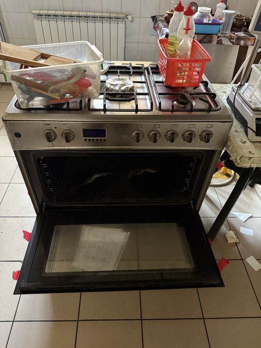 Духовка,плита рабоатет,духовка не работает