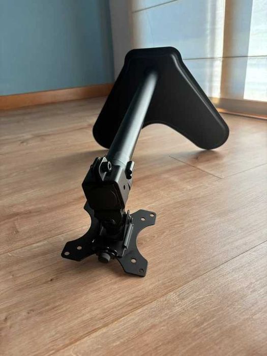 Suporte de mesa articulado para monitor