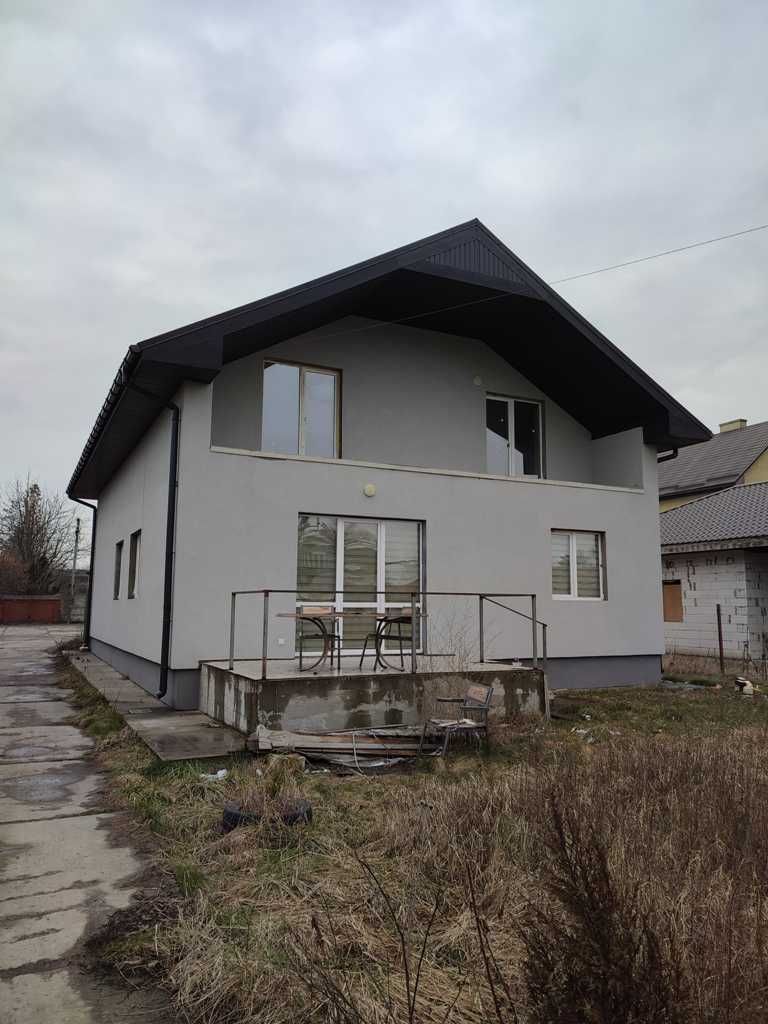 Продаж будинку 12 км від Києва Одеською трасою с. Мархалівка.