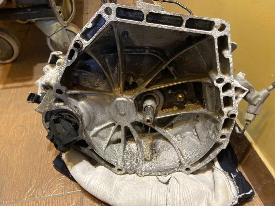 МКПП Honda Civic 8 4d