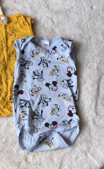 Zestaw trojpak body niemowlęce Disney idealne pod bluzki rozmiar 86 92