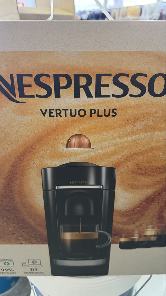 Maquina cafe nespresso vertuo Plus Deluxe Titan D