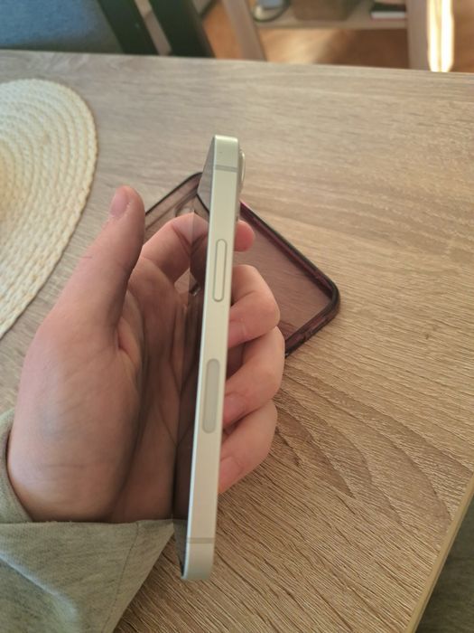 Iphone 13 mini (icloud lock)