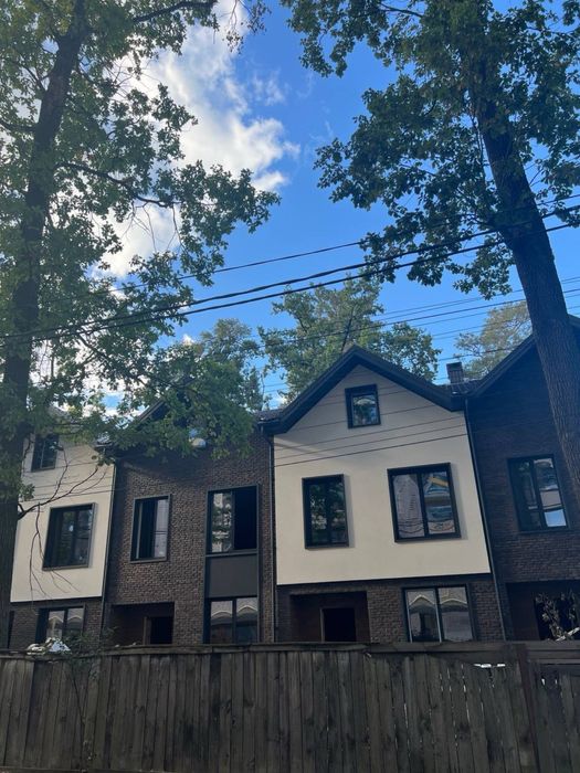 Таунхаус поруч з Центральним парком