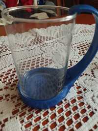 Plastikowe uchwyty do szklanek