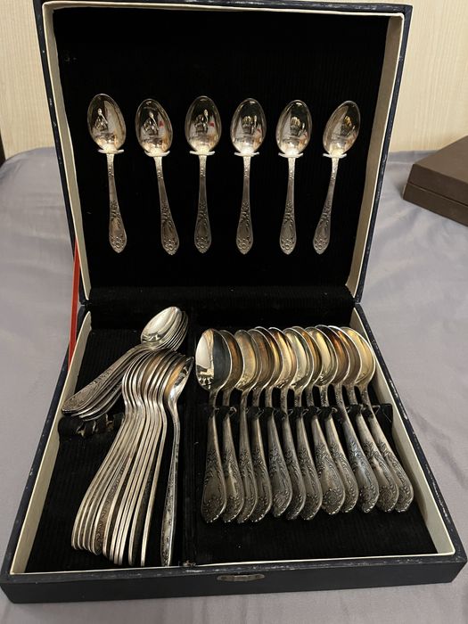 Вінтажний столовий набір МНЦ, СРСР – 12шт