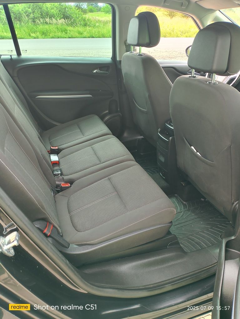 Opel Zafira TOURER 2000 diesel zadbany nowszy model