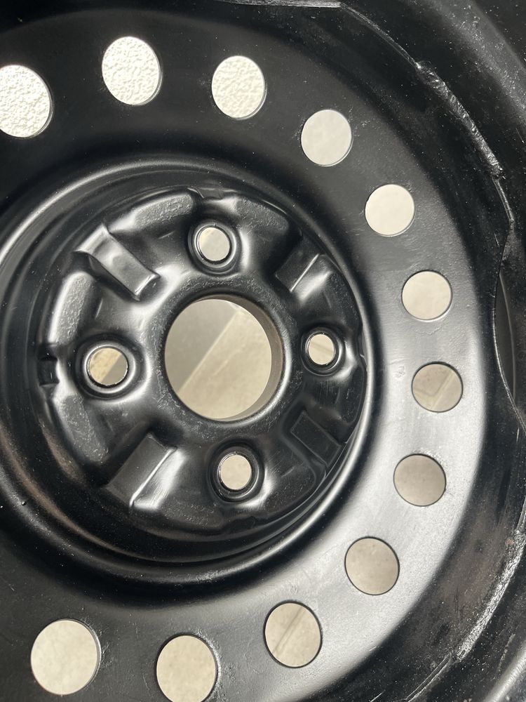 Felga Stalowa Toyota 14” 5,5J 14 Yaris Felga 4x100 Cena za szt komplet