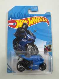 Hot Wheels Ducati 1199 Panigale "HW MOTO" 2/5 - Ref.  W001