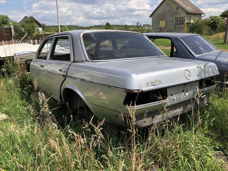 Двигун mercedes w123 m110 2,8 бензин