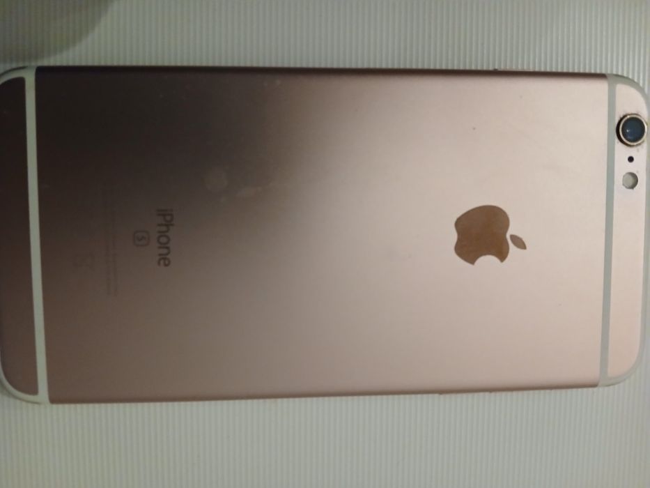 IPhone  6 S . Desbloqueado