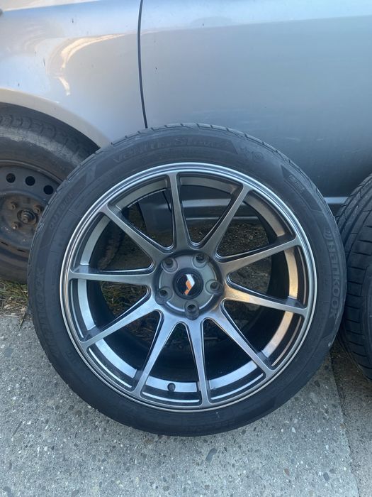 Japan Rancing JR11 18 cali BMW 5x120