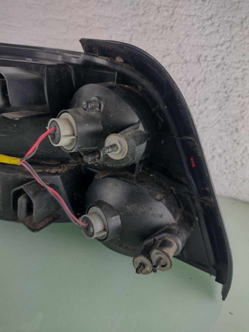 Mitsubishi Galant VI sedan lampa prawy tył Japan koito wysyłka  olx