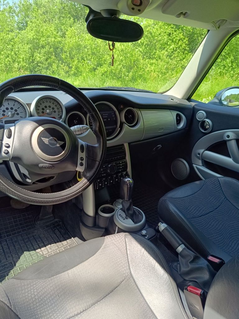 Mini Cooper automat