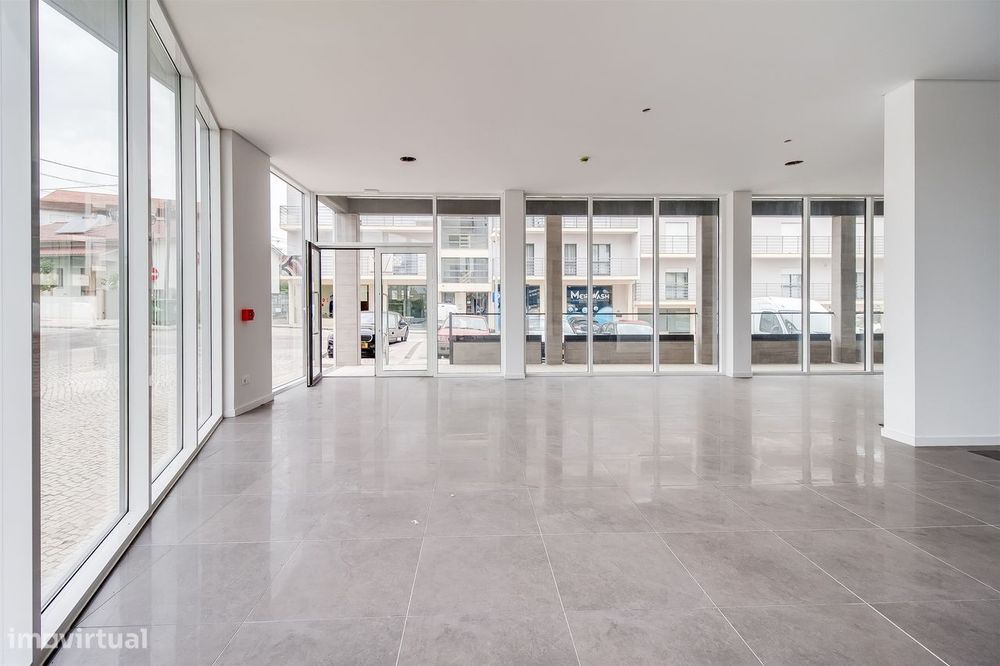 Loja  Arrendamento em Meirinhas,Pombal