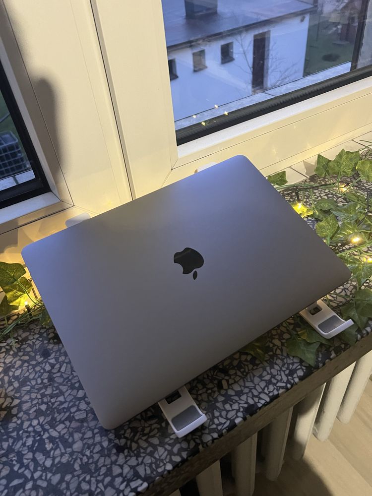 MacBook Pro 2018 Touchbar 16gb Ram ZAMIENIE