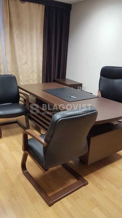 Голосіївська, 13-б, офісне приміщення 89 м2, окремий вхід