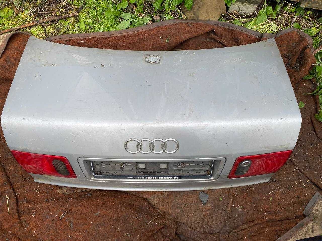 Кришка багажника багажник Audi A8 D2 Ауді Авторозборка