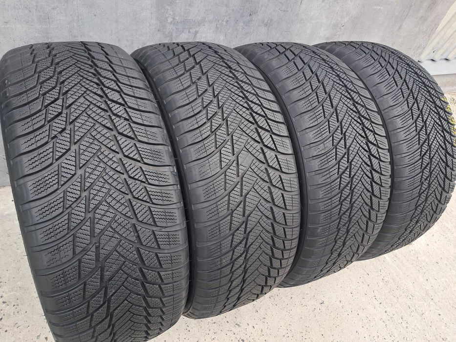 Резина зимова, Bridgestone Blizzak LM001 AO 255\50 R20 (арт.14895)
