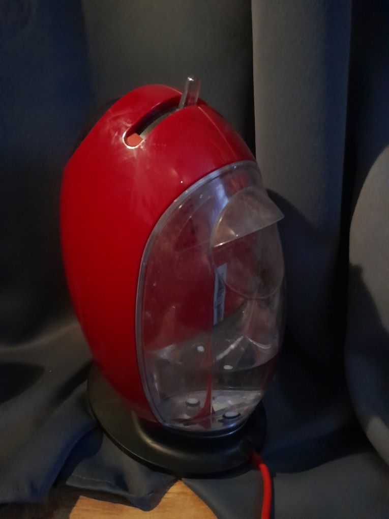 Ekspres do kawy NESCAFÉ® Dolce Gusto® Jovia EDG250.R marki De’longhi