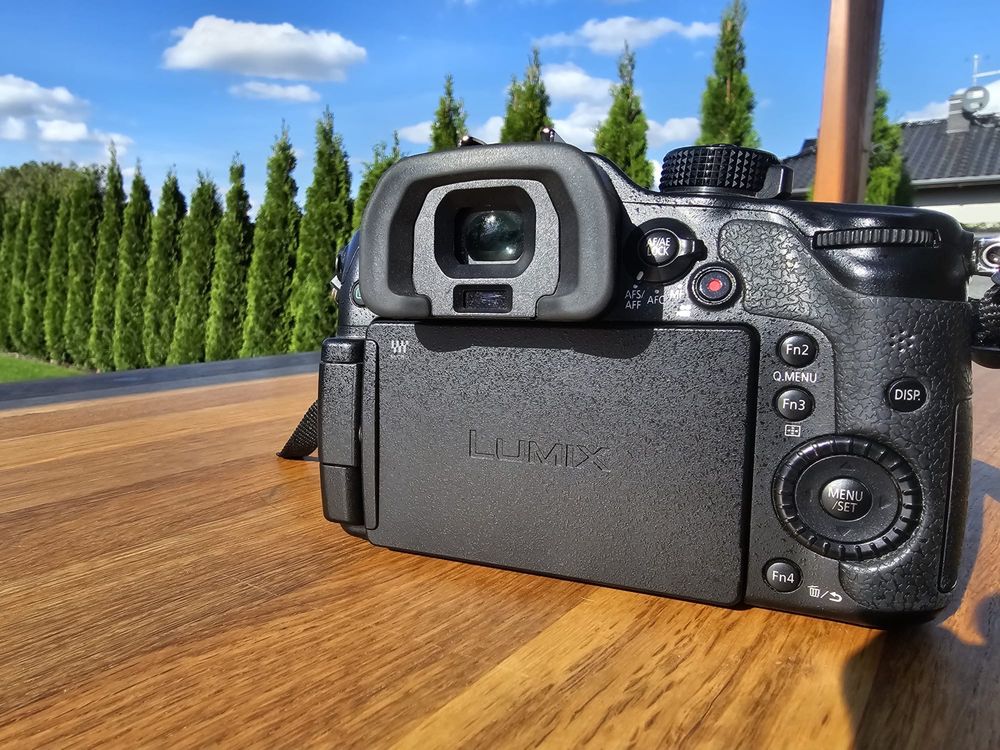 Aparat Panasonic Lumix GH4,  G X Vario 12-35 mm, gimbal, statyw, torba