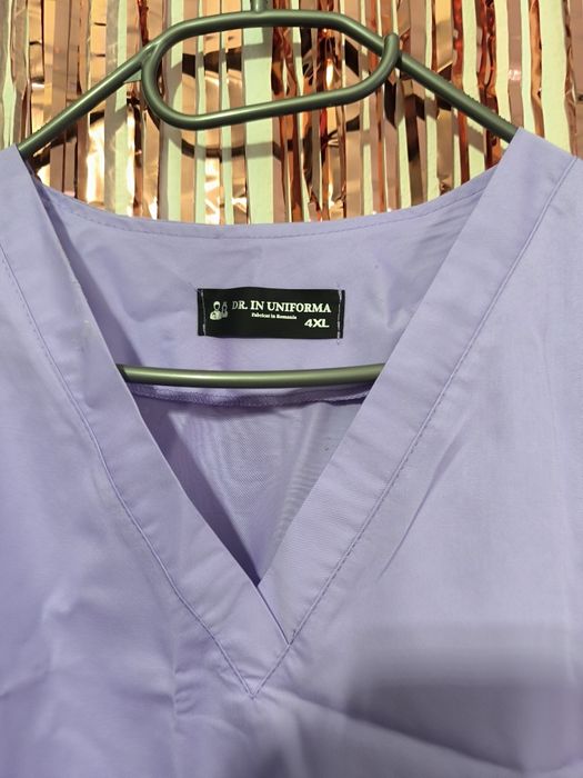 Mundurek medyczny, bluza ze spodniami. Nowy.Plus size