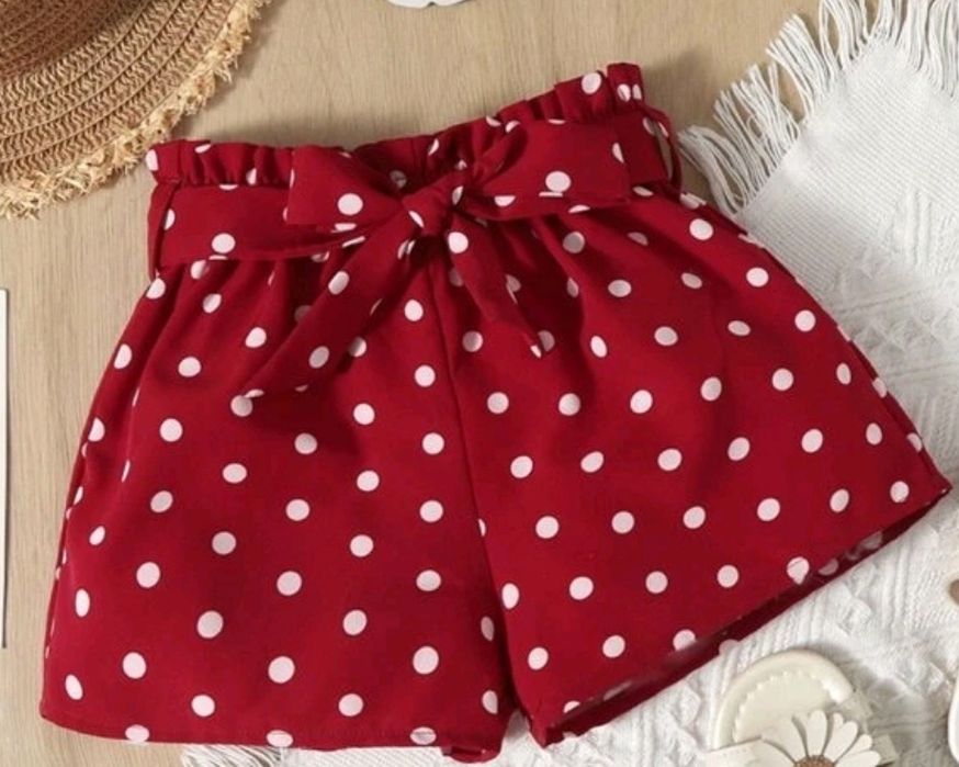 Ciemno czerwone cienkie szorty groszki 80-86