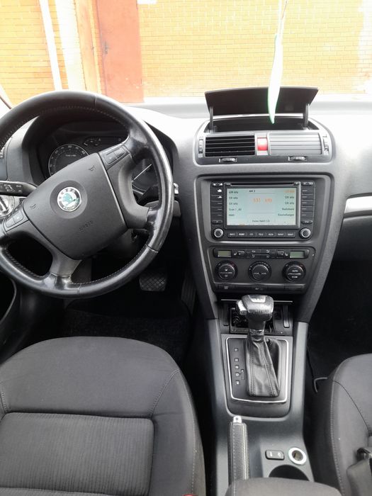 продам машину 2600