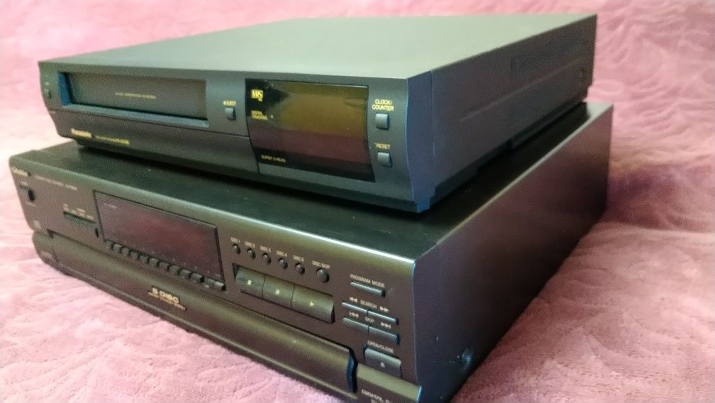 Аудио сд плеер компакт диск Technics SL-PD688 и видик Panasonic NV-J30