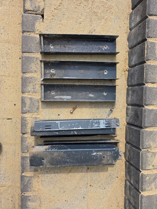 Słupek ogrodzeniowy grafitowy 170-180cm 8 sztuk Zabrze