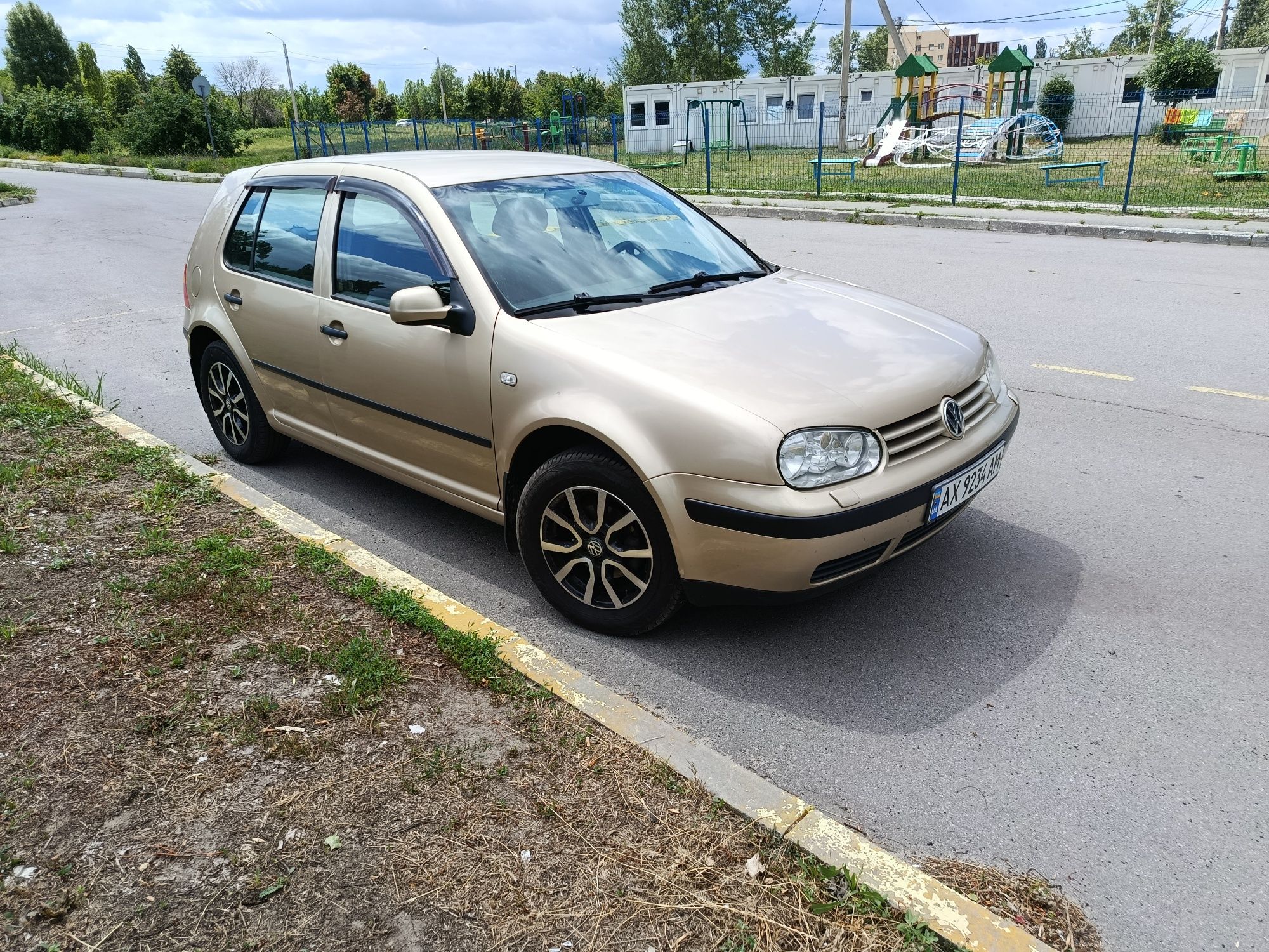 Volkswagen golf 4