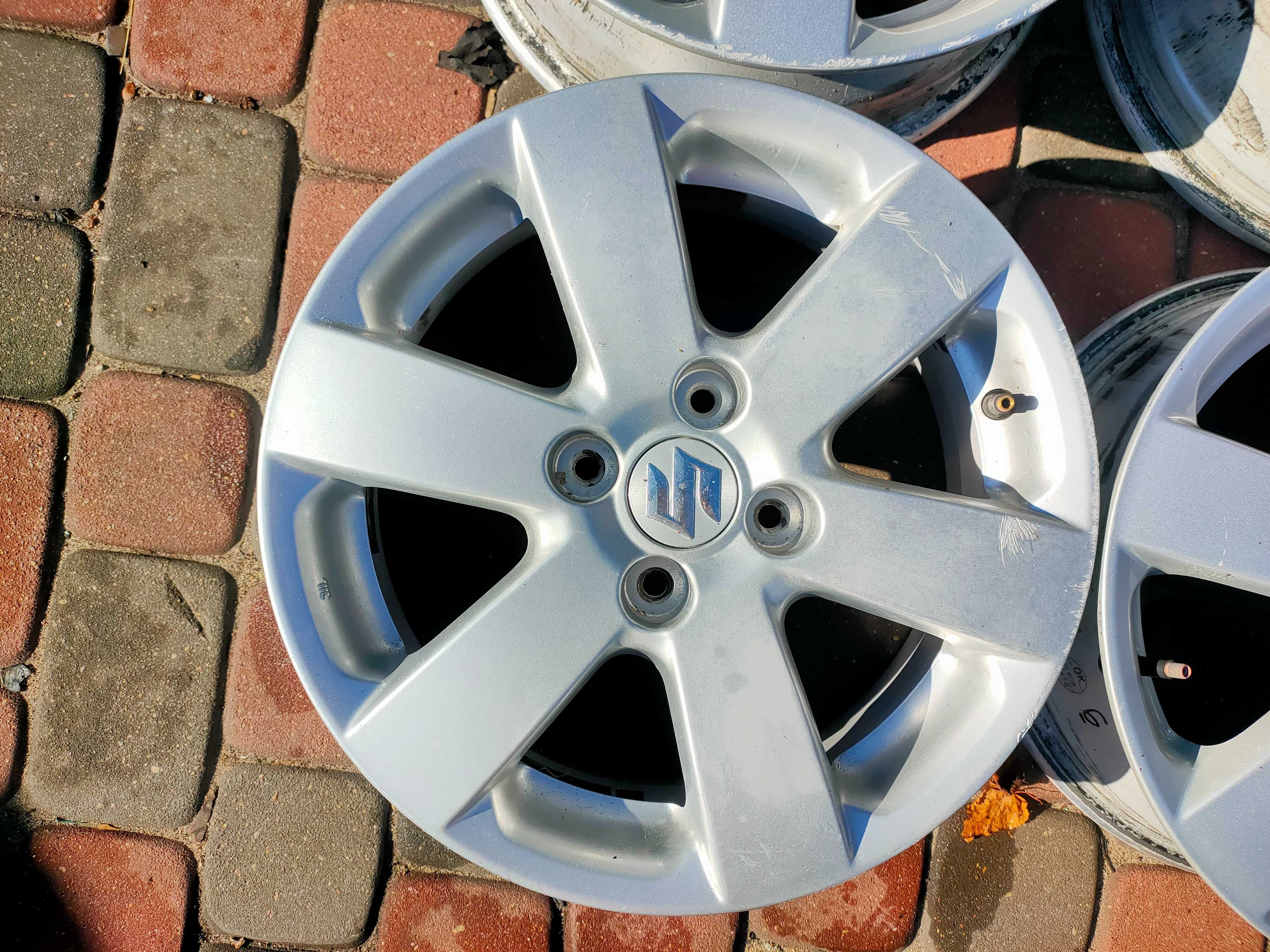 Felgi aluminiowe 4szt. 4x100 5,5J15 Et 45 Fi 54,1 d 148